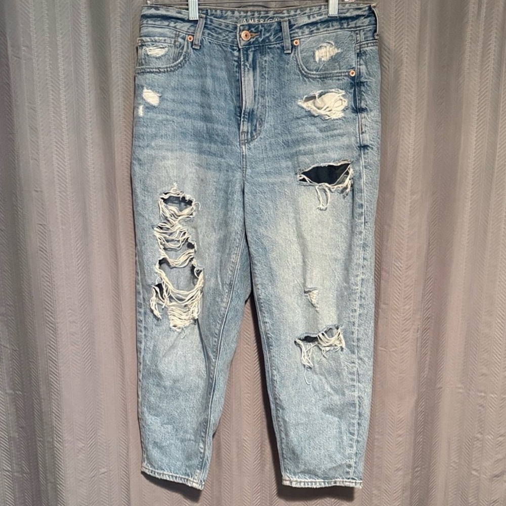 American Eagle Outfitters Distressed Jeans